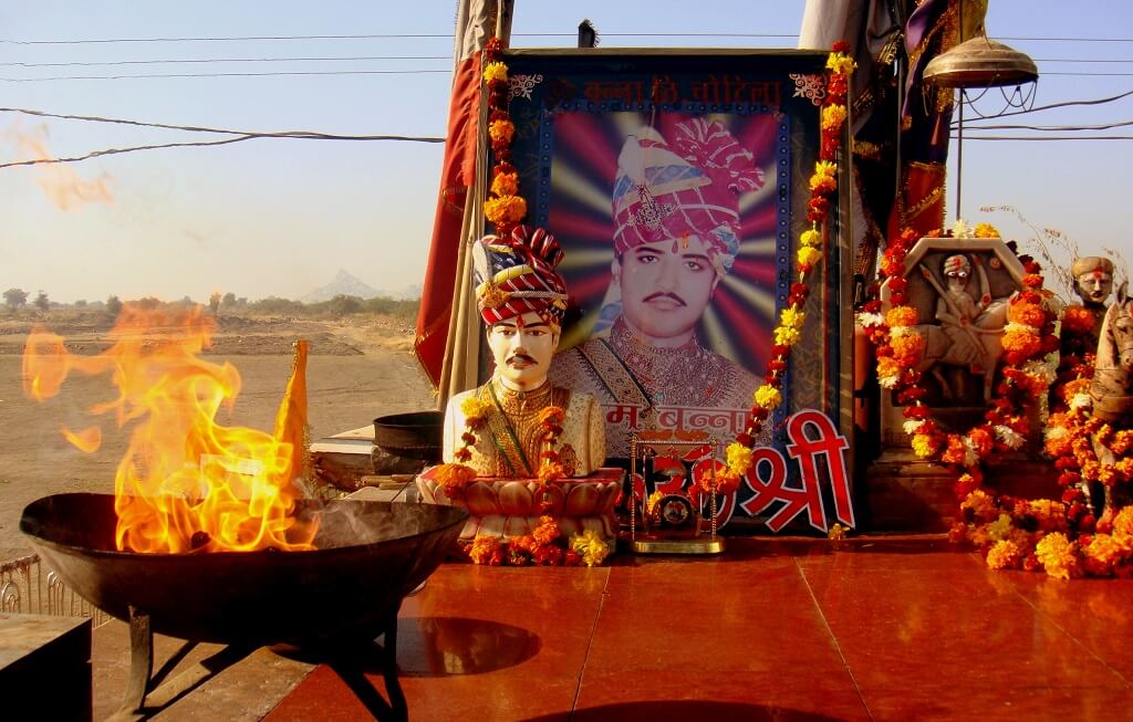 Download Shri Om Banna Images | Photos of Om Banna Rajasthan